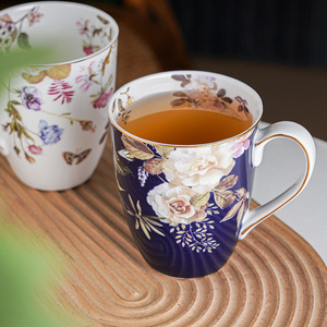 European Country-Style High-Appearance Gold-Rimmed Red <b>Tea</b> <b>Cups</b> Office Couple <b>Cups</b> <b>Set</b> for Afternoon <b>Tea</b> - Product Image 3