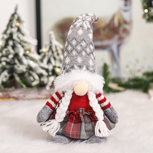 Gnomes de Noël faits à la main, couple scandinave sans visage, décorations d'hiver douillettes pour cheminée et étagère d'arbre - Product Image 5