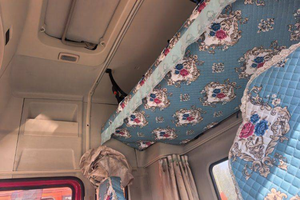 Nuevo Camión Tractor Pesado Shacman Delong X5000 6x4 en Buen Estado, Motor Diésel Confiable, Euro 5, Suspensión Neumática Izquierda, en Venta - Product Image 3