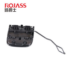 OEM A2068853603 Cache de remorque de pare-chocs arrière avec crochet de remorquage pour Mercedes Benz Classe <span class=keywords><strong>C</strong></span> <span class=keywords><strong>W206</strong></span> - Product Image 4