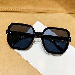 2024 Spring Fashion Sunglasses UV400 PC <b>Frame</b> Blue Retro Square Unisex Children Eyeglasses - Product Image 6