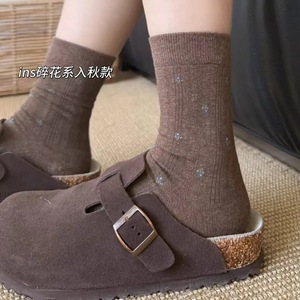 Women's Mid-Calf Slouch Socks Floral Print Anti-Bacterial Autumn Style Casual Wear - Product Image 1