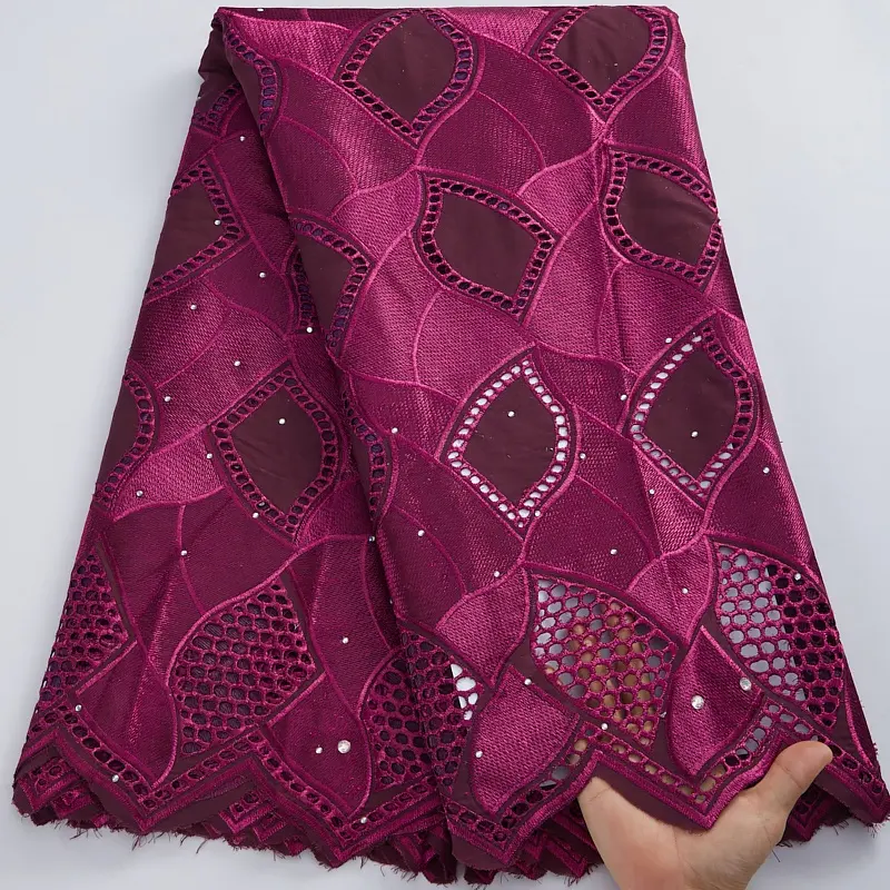 3004สีชมพูผ้าฝ้าย100% การออกแบบใหม่ที่มีคุณภาพสูงนุ่มเย็บปักถักร้อยวัสดุแอฟริกันแห้งลูกไม้ผ้าด้วยหินสำหรับผ้า