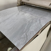 Feuille de marbre PVC 1.3 ~ 6mm épaisseur 1220*2900mm taille motif marbre PVC panneau rigide pour la décoration d'hôtel