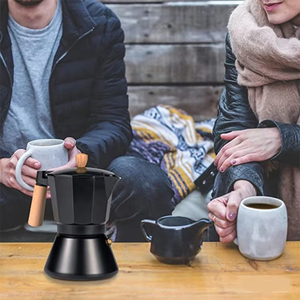 Caffettiera Moka Italiana di Alta Qualità Compatibile con Piano Cottura e Induzione, Manico in Legno, Alluminio Nero, 300ml - Product Image 3