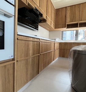 Gabinetes de Cocina Modulares RTA Listos para Armar con Acabado en MDF Lacado con Tono de Madera, Fregadero y Grifo Incluidos, Diseño Moderno - Product Image 2