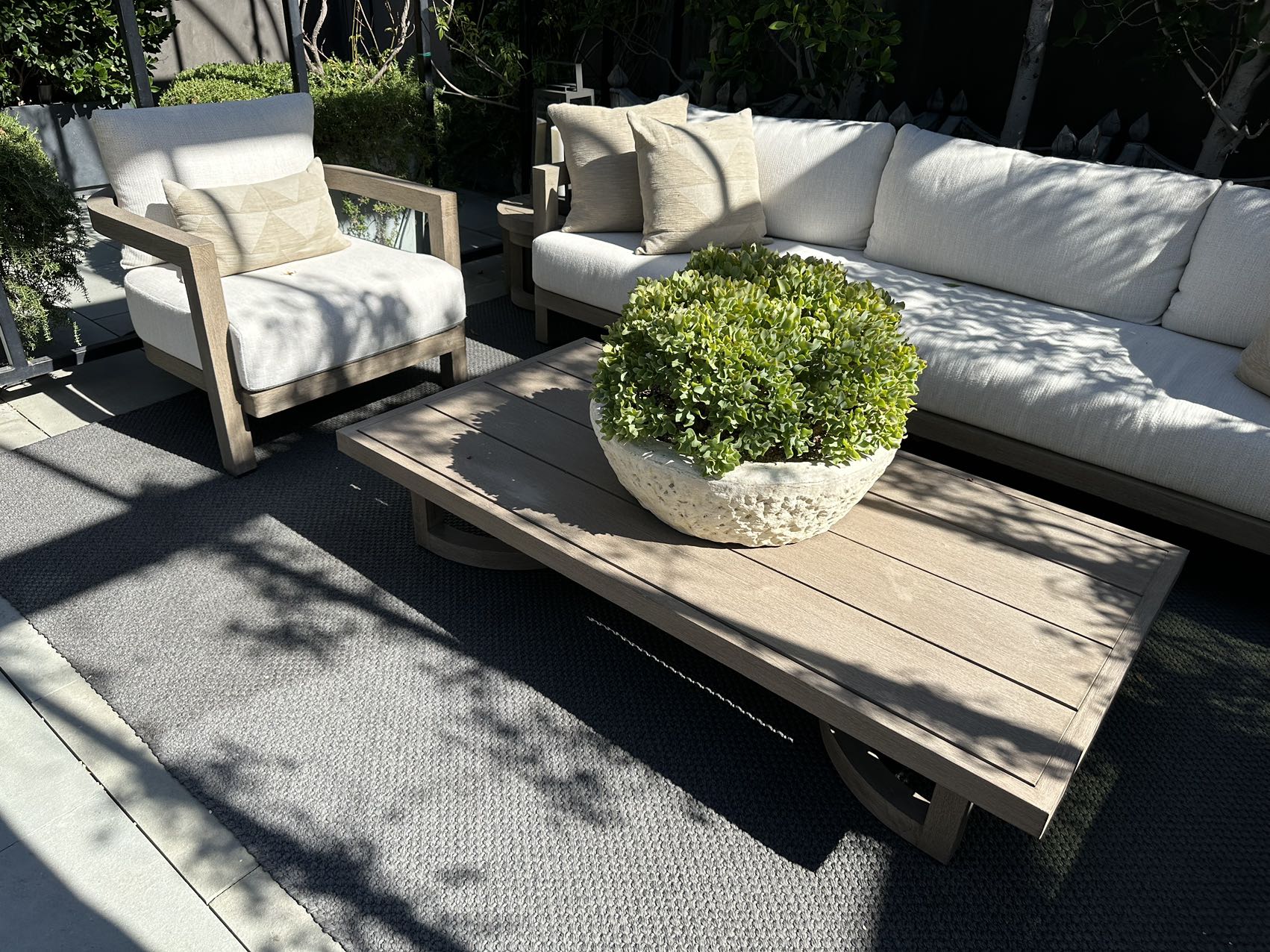 2024 Modern outdoor  Luxury solid Teak Natural Wooden Frame Garden Patio Outdoor  Sofa set