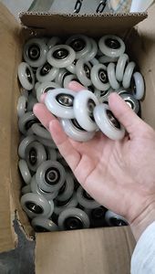 Roulettes pour portes et fenêtres avec roulement 6200 RS - Product Image 2