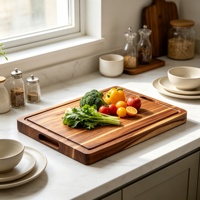 Planche à découper en bois d'acacia pour charcuterie, plateau à fromage avec poignée intégrée pour réceptions de mariage (vente en gros)