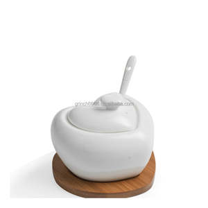 Ciotola di zucchero in porcellana di <span class=keywords><strong>Design</strong></span> a cuore supporto di bambù ciotola di zucchero classica in ceramica con cucchiaio e brocca di latte - Product Image 4