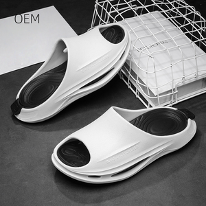 Pantofole estive personalizzate alla moda EVA lussuose con motivo animale ricamato con Logo <span class=keywords><strong>Laser</strong></span> con Design morbido per scivoli sportivi aumentati - Product Image 4