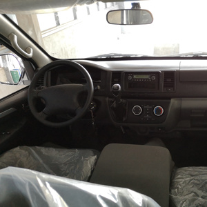 Vendita calda Hiace modello minibus 16 posti 18 posti 2.2 <span class=keywords><strong>L</strong></span> 2.4 <span class=keywords><strong>L</strong></span> 2.7 <span class=keywords><strong>L</strong></span> mini bus a benzina - Product Image 5