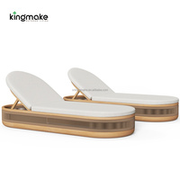 Chaise longue d'extérieur réglable en teck avec coussin, chaise longue de luxe de style resort avec tissu résistant aux intempéries
