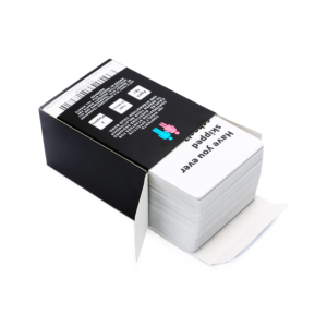 Set di carte con affermazioni positive e motivanti per la salute mentale, con design personalizzato, stampa su misura, supporto in legno e porta carte. - Product Image 1