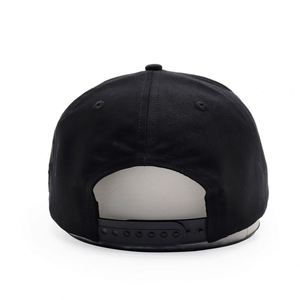 Casquettes de baseball brodées à 5 panneaux avec logo personnalisé en coton de haute qualité - Product Image 4