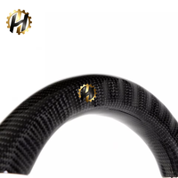 Volant sport en fibre de carbone véritable avec éclairage LED de changement de vitesse au design élégant HZ pour Mustang GT 2018-2021