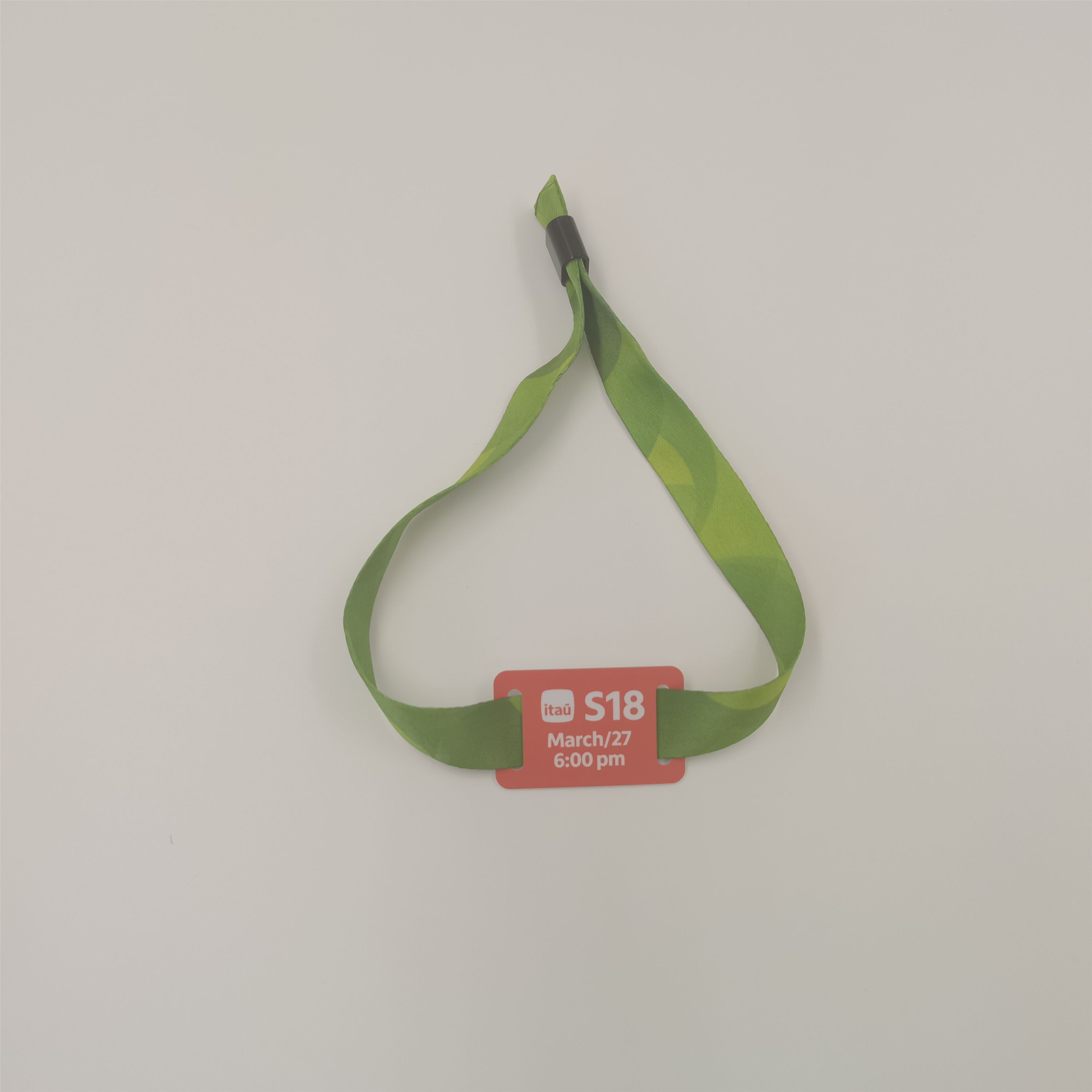 สีเขียว