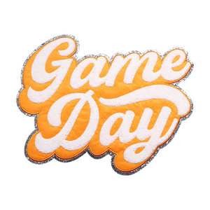 Venta al por mayor bordado brillo Día de San Valentín Chenille parche amor corazón Logo hierro en carta parches para ropa - Product Image 3