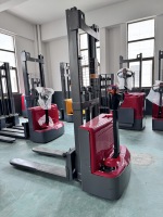 Offre Spéciale Worui : Chariot Élévateur Électrique à Piles au Plomb, Pneus en Polyuréthane, Déplaceur Latéral Électrique, 3 mètres