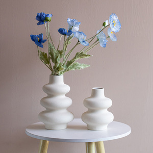 Vases en céramique en spirale multicolores, décorations d'intérieur, art déco contemporain, Japandi, porcelaine traditionnelle, mariage - Product Image 2