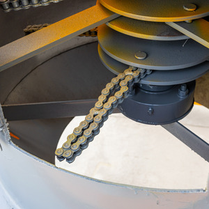 Nouvelle machine de broyage d'engrais commerciale de haute qualité pour la fabrication d'engrais organiques - Product Image 2