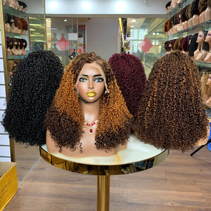 Productos al por mayor: Peluca de cabello humano rizado de 18 pulgadas, 13x4 con encaje, 4 colores a elegir, estilo bob pixie, súper doblemente trenzada y voluminosa. - Product Image 5