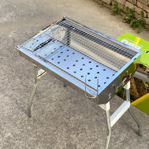 Griglia BBQ Portatile a Carbone per Esterni, <span class=keywords><strong>Set</strong></span> Barbecue Pieghevole da Campeggio, Forno BBQ di Grandi Dimensioni - Product Image 5