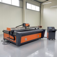 Machine de découpe à couteau vibrant Weihua Machinery pour matériaux flexibles en mousse et feutre, découpeuse pneumatique à adsorption sous vide