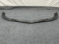 Pièce automobile de haute qualité, lèvre avant en fibre de carbone, lèvre de pare-chocs avant pour Mercedes Benz Classe C W204 	 Kits de carrosserie