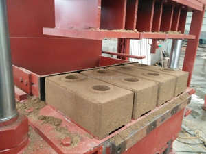 Machine à fabriquer des briques ECO2700 Ligne de production automatique de blocs de terre compressée - Product Image 5