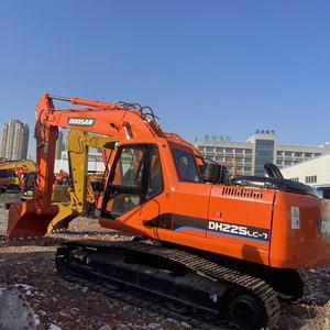 Excavadora de cadenas Doosan DH225 usada, excavadora de 22 toneladas, estable para construcción de carreteras, exportación. - Product Image 1