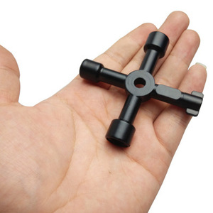 Llave Triangular Multifuncional con Abertura Cuadrada, Herramienta Métrica de Acero de Grado Industrial, Operación Manual, Un Solo Lado, 123 mm - Product Image 2