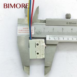 Micro-interrupteur d'<span class=keywords><strong>ascenseur</strong></span> V4NS/3502UL Interrupteur d'embrayage de frein d'<span class=keywords><strong>ascenseur</strong></span> FZD12 V4NS/3502UL Interrupteur à <span class=keywords><strong>bouton</strong></span>-poussoir Pièces d'<span class=keywords><strong>ascenseur</strong></span> - Product Image 5