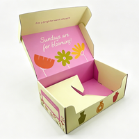 Boîte d'emballage florale de luxe double face gaufrée et imprimée avec insert, boîte d'expédition en carton ondulé recyclable pour abonnement de fleurs