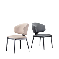 Chaises de salle à manger à dossier souple au design moderne avec tabourets à pieds métalliques, adaptées aux salons familiaux, aux hôtels, aux restaurants, aux négociations