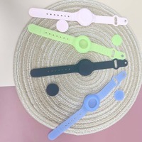 Étui de protection en silicone Amily pour Apple AirTag, bracelet de montre, couleur unie, accessoire mignon pour enfants, modèle Q13, logo personnalisable
