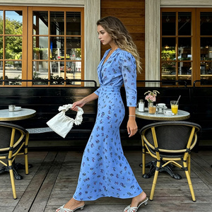Vestido Midi con Estampado Floral Azul, Cuello en V, Manga Tres Cuartos, Estilo Tubo, Casual, Veraniego, Transpirable, para Mujer - Product Image 3