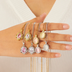 Collar con Colgante de Gota de Agua de Acero Inoxidable con Diseño de Incrustaciones de Diamantes Redondos y Cadena de Clavícula para Mujer, Accesorios de Moda - Product Image 1