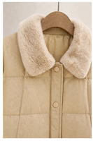Manteau court en cuir de mouton pour femme avec col en fourrure de vison et taille cintrée pour un usage quotidien