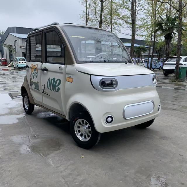 Compact 4-Door 4-Seater Electric Quadricycle, New Energy Low-Speed Commuter Vehicle