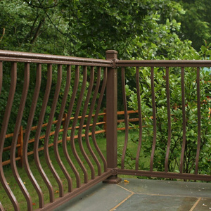 รั้วชุบสังกะสีเกรดเชิงพาณิชย์สำหรับคลังสินค้าและลานจอดรถ - Product Image 2