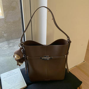 Nouveau sac à bandoulière français en cuir PU pour femme, sac seau rétro à la mode - Product Image 3