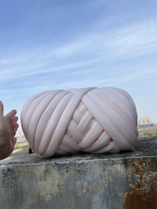 Filato Tubolare Gigante di Alta Qualità da 2cm Effetto Fresco per Lavorazione a Maglia a Braccia Filato Grosso Intrecciato Lavabile in Lavatrice - Product Image 5