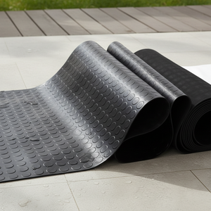 Rouleau de tapis en <span class=keywords><strong>caoutchouc</strong></span> rond antidérapant, imperméable, facile à découper et flexible pour garages, couloirs et tapis de barbecue (vente en gros) - Product Image 3