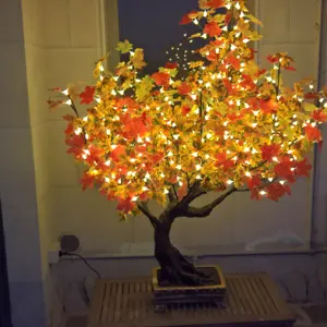 假日家居装饰 LED 枫叶盆景点燃的树