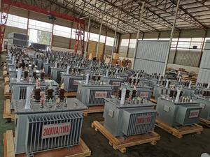 신제품 구리 11KV 13.8KV 스텝 다운 110V 220V 380V 315KVA 200KVA IEC <span class=keywords><strong>3</strong></span>상 유입식 전력 배전 변압기 - Product Image 2