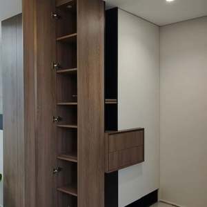 El Mueble Zapatero Moderno de Lujo Ligero Tiene la Parte Inferior Suspendida para Colocar los Zapatos que Usas Frecuentemente, Mueble para el Recibidor - Product Image 1