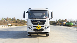 Camión Cisterna Dongfeng Tianjin 6X2 de 20000L, Ancho de Aspersión de 30m, Bomba de Motor, Emisión Euro 6, Acero al Carbono de 4mm, Artículo Más Vendido - Product Image 2