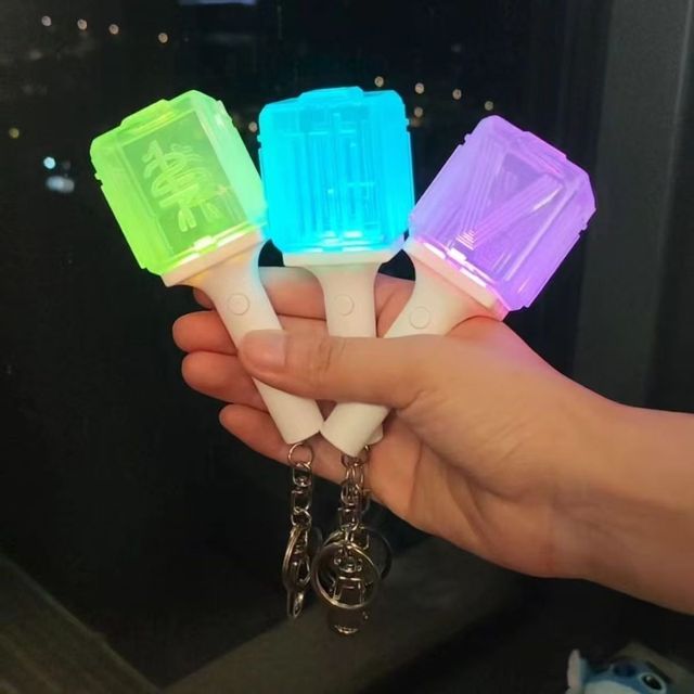 Custom Kpop Products LED Light Stick Keychain Colorful Car Key Ring Fans Cheering Decor Gifts Shining Keychain