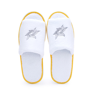 Milieuvriendelijke Premium Hoge Kwaliteit Hoge End Open Teen Koraal Fleece Zachte Hotel Slippers Met Borduurlogo - Product Image 5